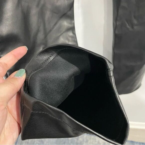 Dynamite Gisele Faux Leather Straight leg pants size 4 - Picture 5 of 8